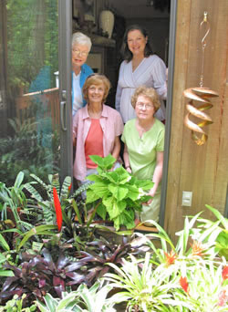 Mary Lou Matthews, Beth Whitten, Trudy Baker, and Carolyn Neal